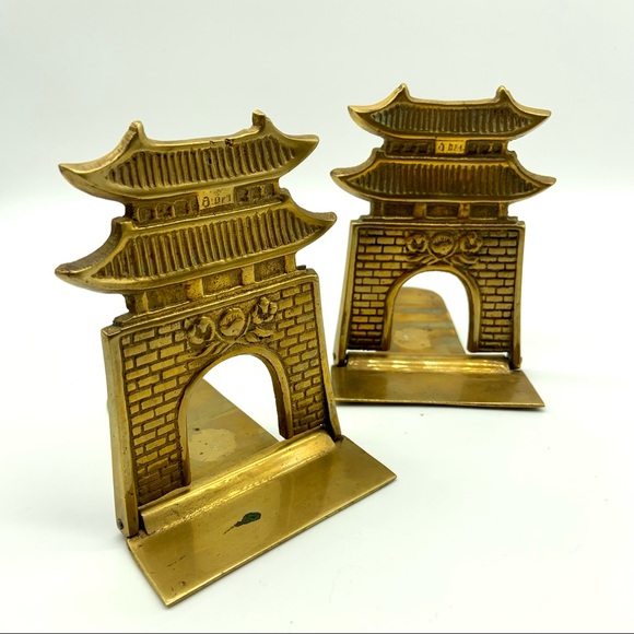 Brass Bookends Pagoda Folding Collapsable 4.25” vintage Hollywood Regency